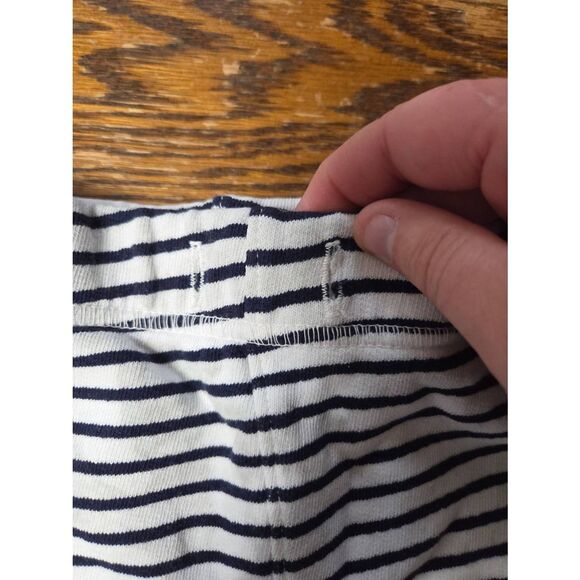 Frank&Eileen Hamptons Travel Set Olive Capelet & Pearl Sweatshorts in Navy Frenc - Picture 9 of 12